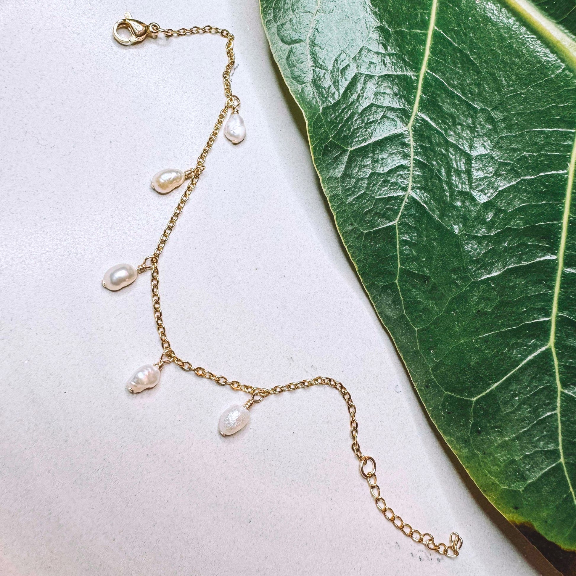 Pearl Bracelet : Made in the Philippines (Gift Ideas)