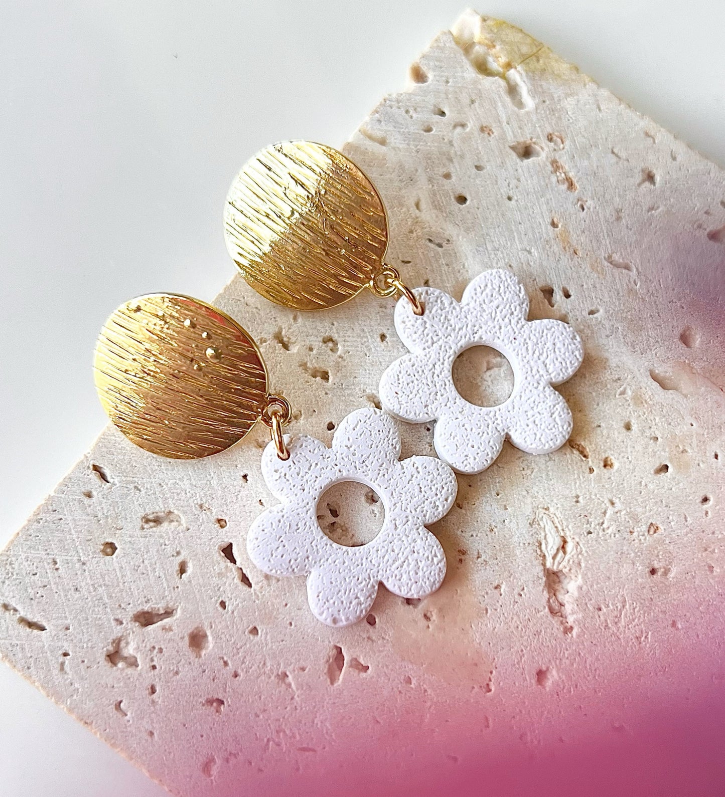 Floral Earrings - Nouee