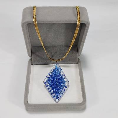 Diamond Crochet Glass Pendant Necklace 18k Gold Chain Jewelry Box