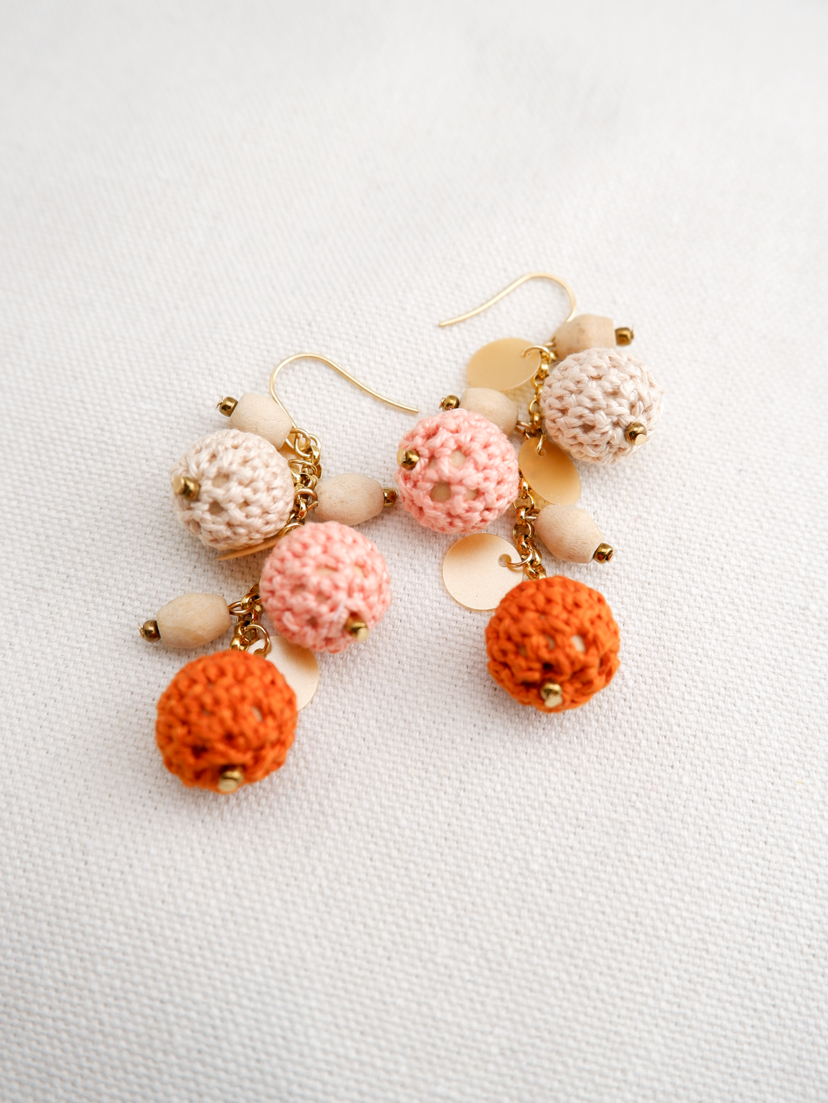 Cassie Dangling Earrings