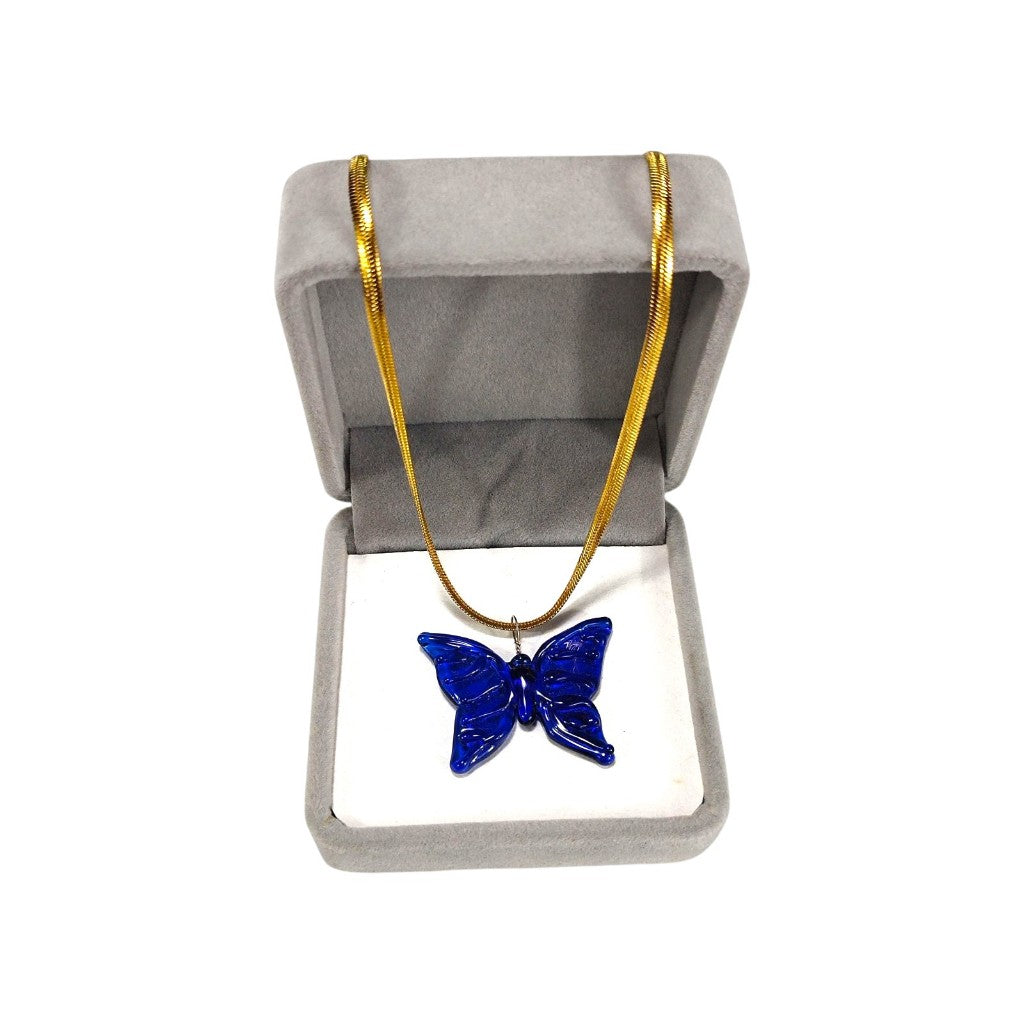Plain Stripe Mini Butterfly Pendant 18k Gold Necklace