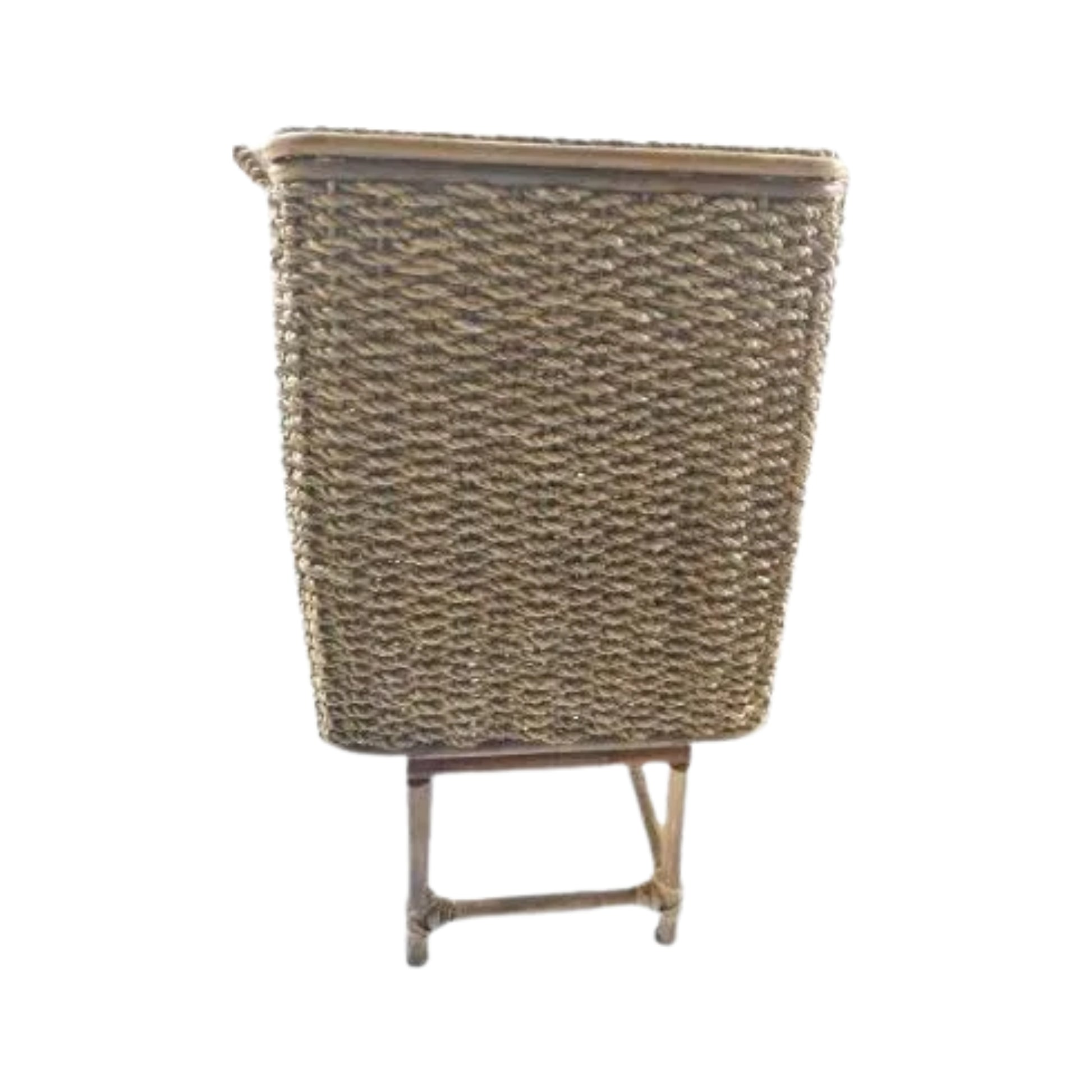 Hamper with stand 