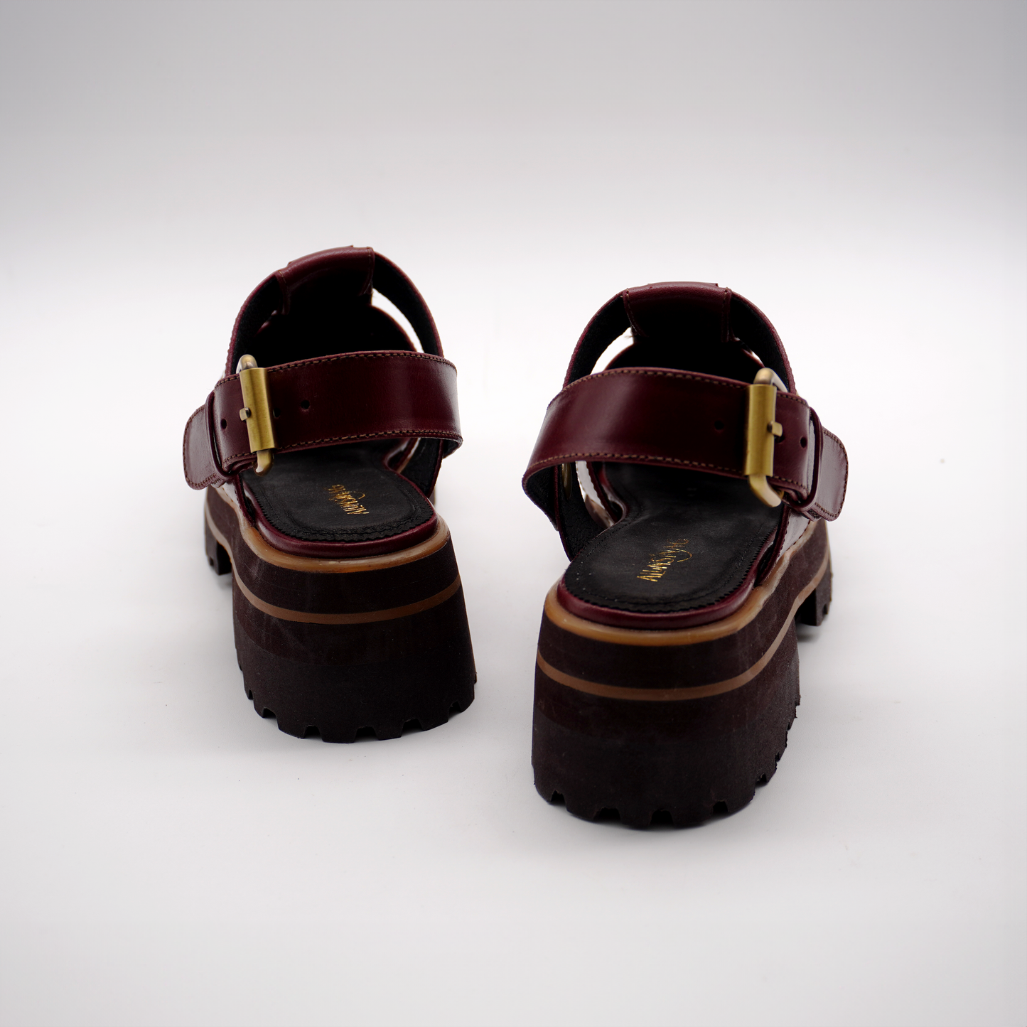 Evy Fisherman Mules 2.0 (Wine Red)