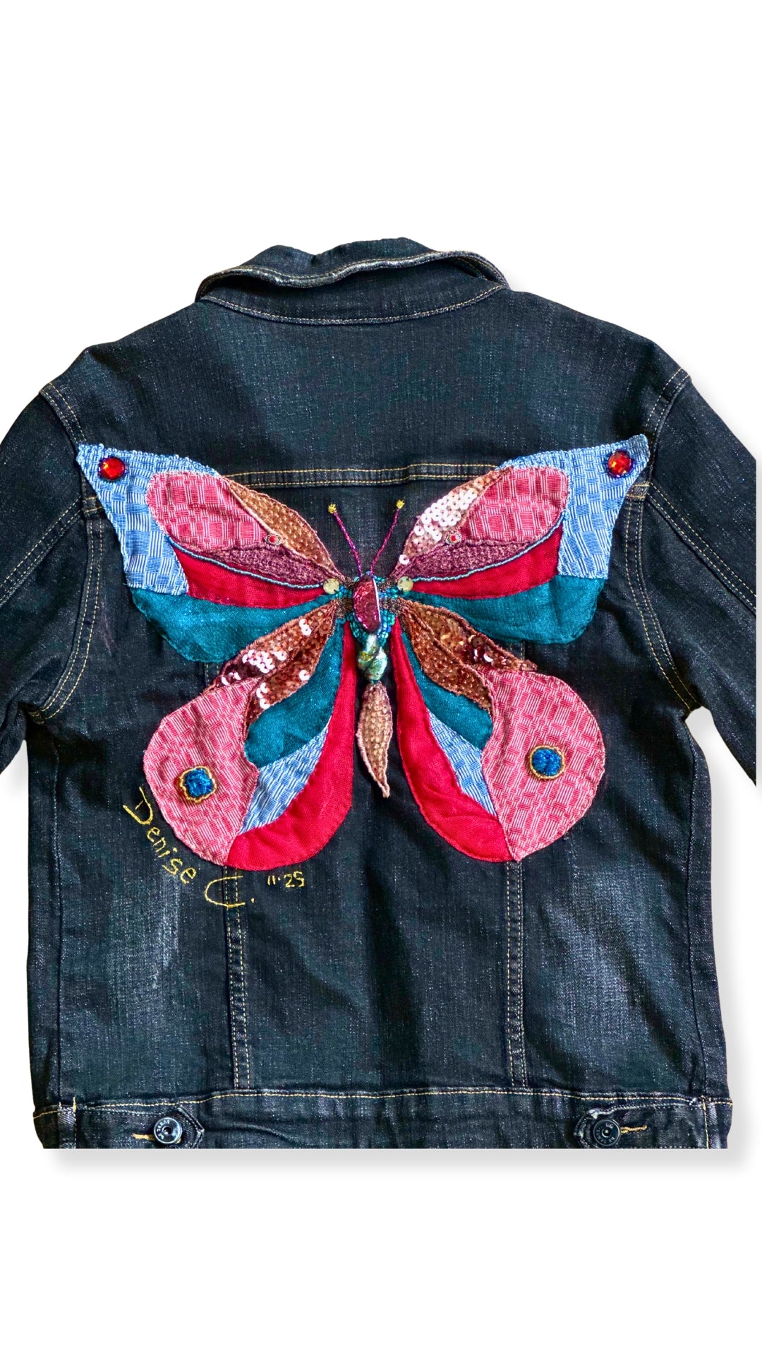 UNWALL AUCTION | Mariposa by Denise C.