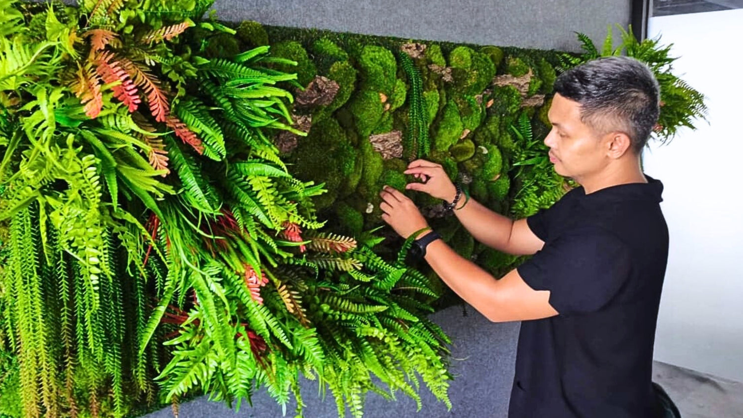 Marvin Conti: Studio Habil (Moss Installations)