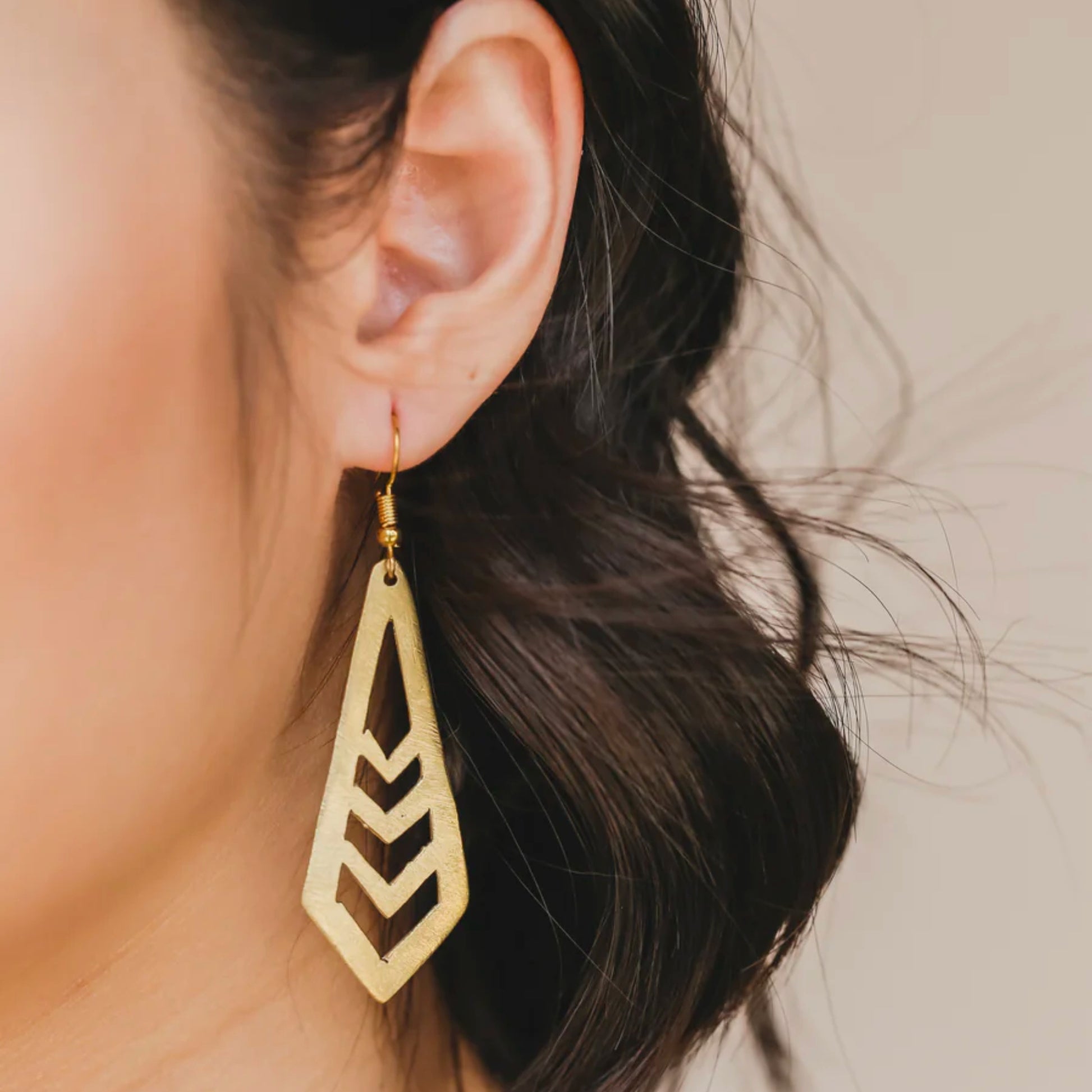 Minimal Geometric Earrings: Filipino