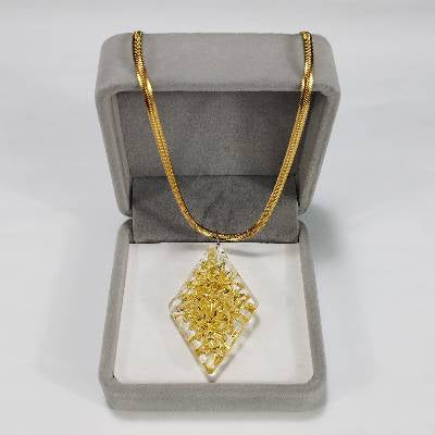 Diamond Crochet Glass Pendant Necklace 18k Gold Chain Jewelry Box