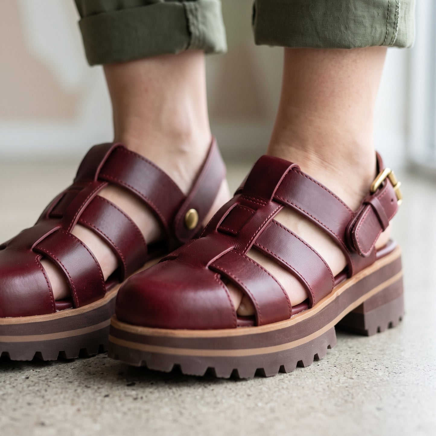 Evy Fisherman Mules 2.0 (Wine Red)